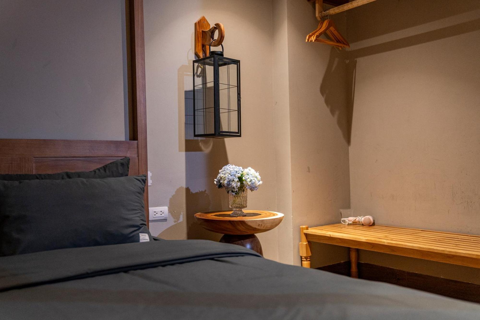 Le'S Home Boutique Homestay In The Center Hanoi Old Quarter Exteriör bild