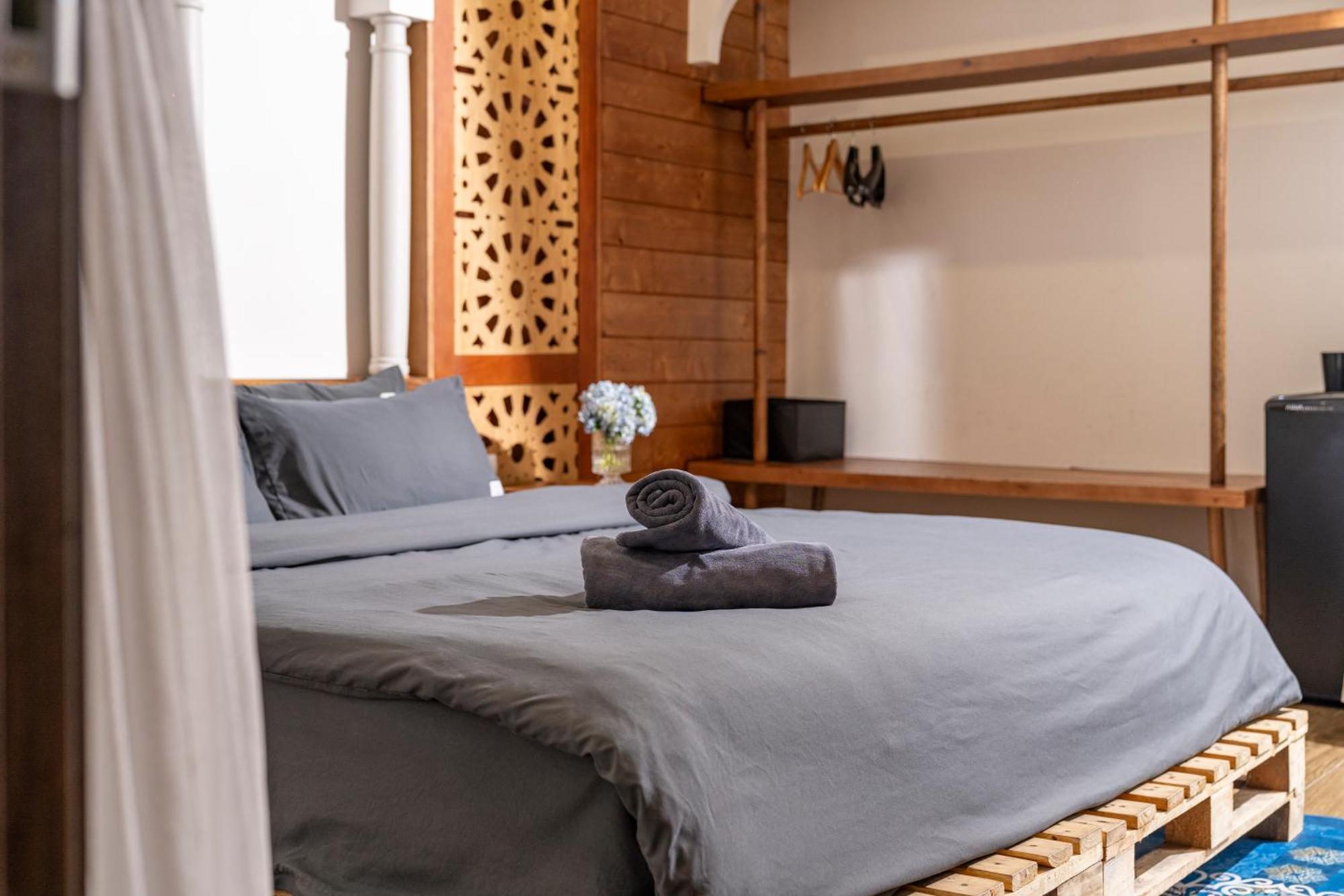 Le'S Home Boutique Homestay In The Center Hanoi Old Quarter Exteriör bild